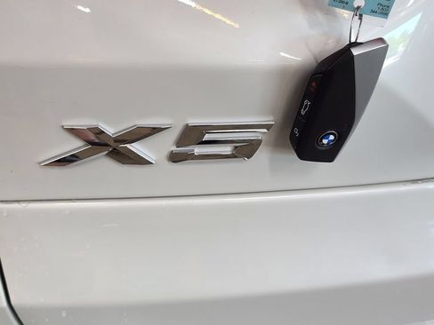 Used 2026 BMW X5 xDrive50e w/ Climate Comfort Package AWD/4WD image 44