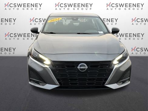 Used 2024 Nissan Altima 2.5 SV image 8