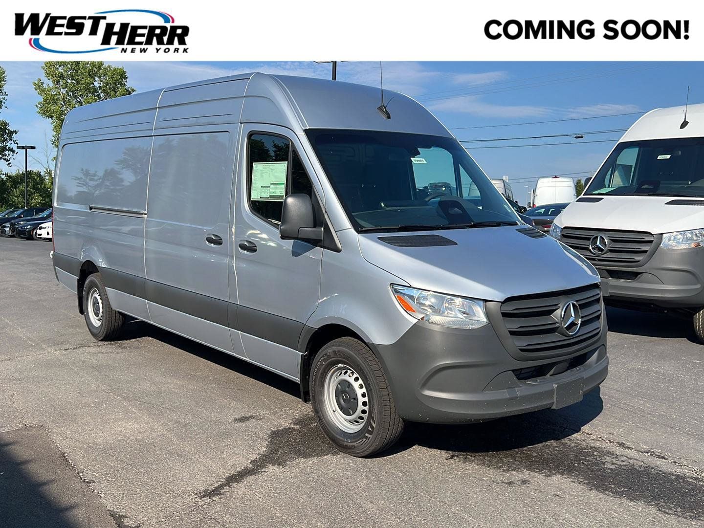 Used 2026 Mercedes-Benz Sprinter 2500 image 1