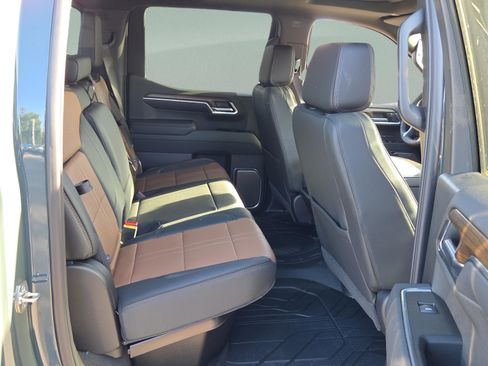 New 2026 Chevrolet Silverado 1500 High Country AWD/4WD image 19