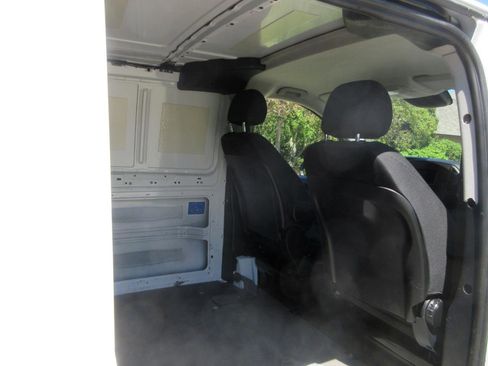 Used 2019 Mercedes-Benz Metris image 17