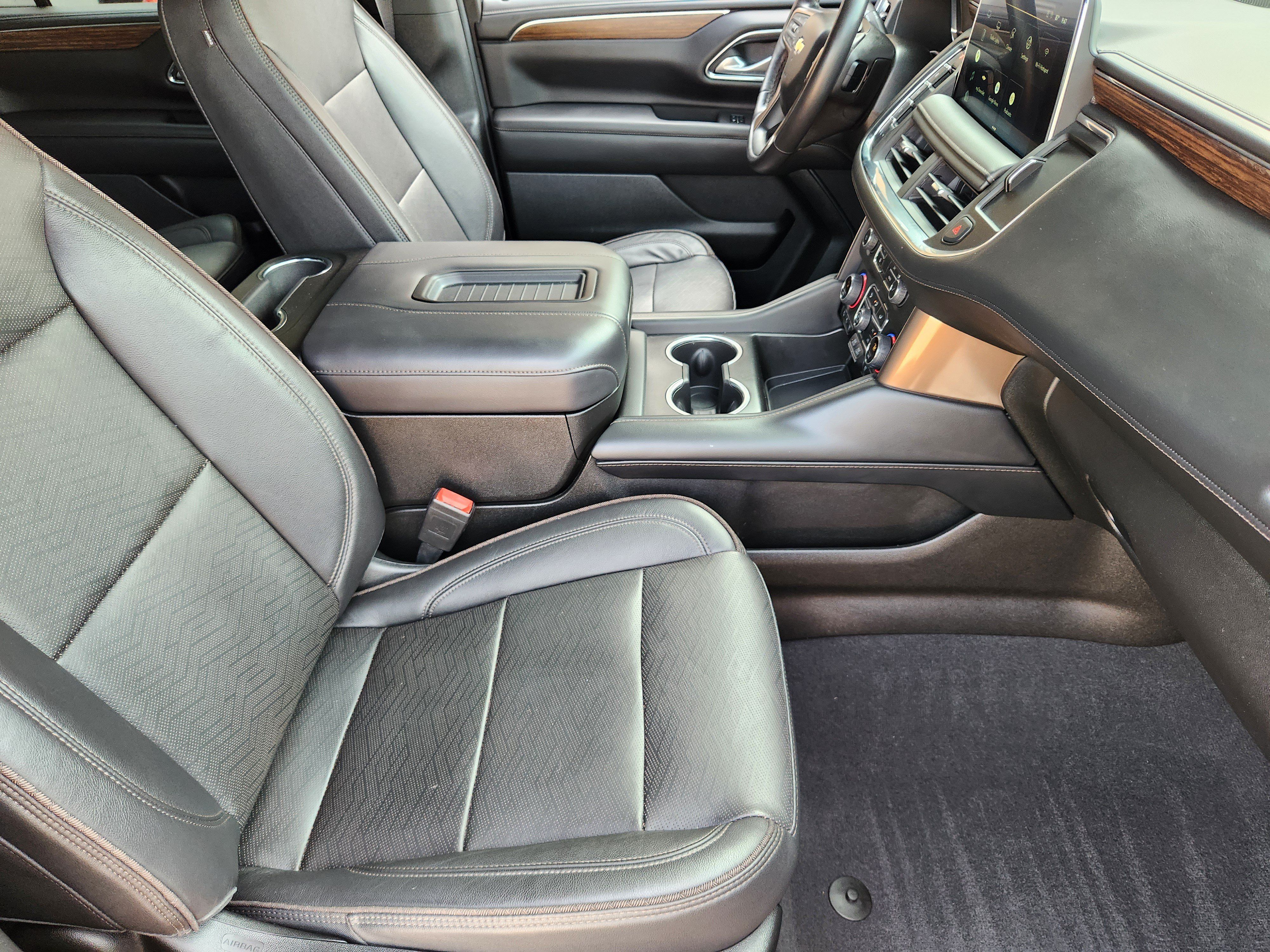 Used 2022 Chevrolet Tahoe High Country AWD/4WD image 13