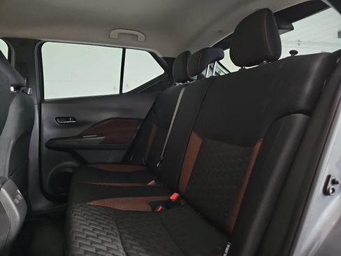 Used 2021 Nissan Kicks SR FWD image 13