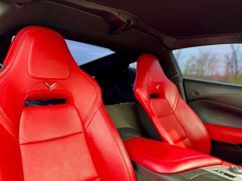 Used 2016 Chevrolet Corvette Stingray Coupe w/ 2LT Preferred Equipment Group RWD image 20