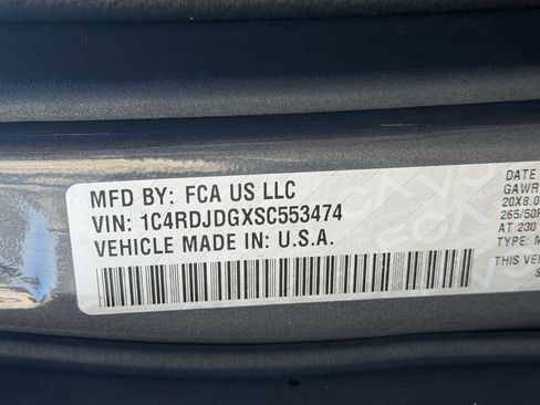 Used 2025 Dodge Durango GT AWD/4WD image 13