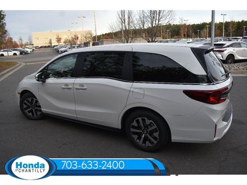 New 2026 Honda Odyssey EX-L image 7