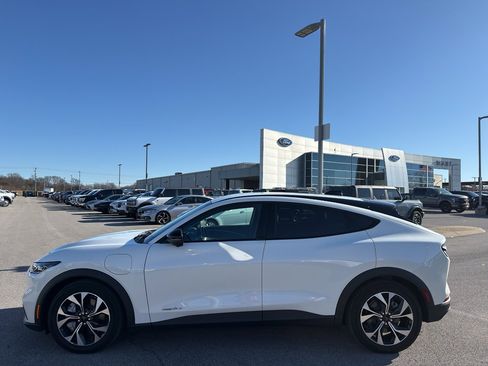 Used 2025 Ford Mustang Mach-E Select w/ Comfort Package Lite image 8