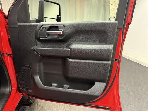 New 2026 Chevrolet Silverado 2500 Custom w/ Custom Value Package AWD/4WD image 16