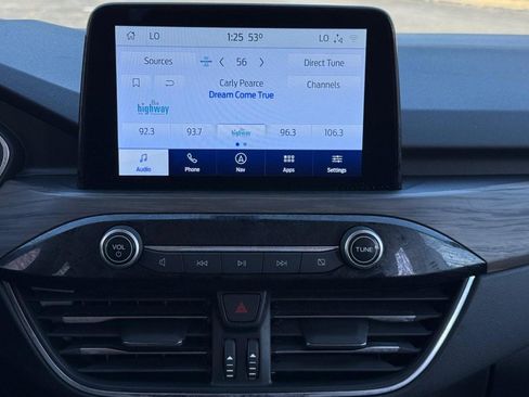 Used 2020 Ford Escape Titanium image 14