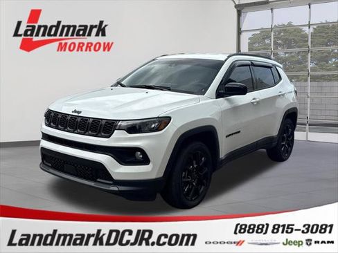 Certified 2026 Jeep Compass Latitude AWD/4WD image 1