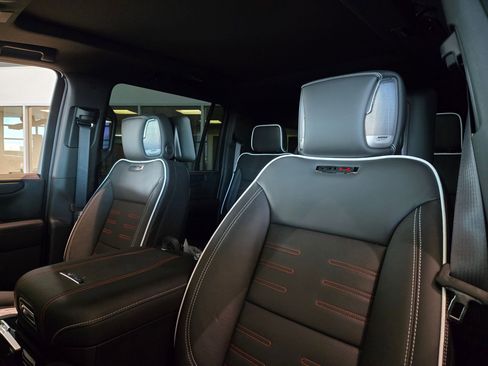 New 2026 GMC Yukon XL AT4 Ultimate w/ LPO, Floor Liner Package image 9