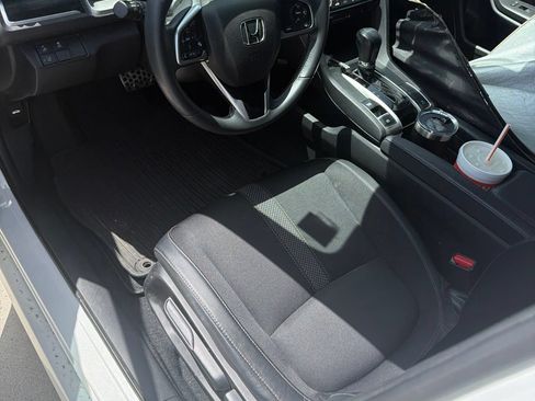 Used 2020 Honda Civic Sport image 5