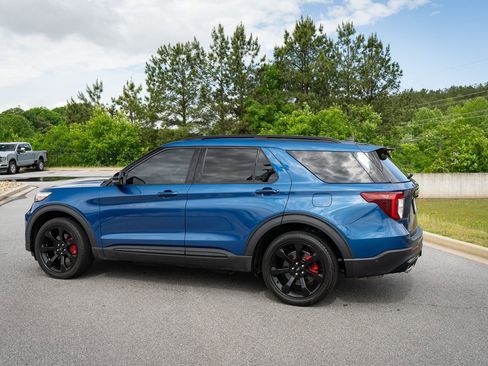 Used 2021 Ford Explorer ST w/ ST Street Pack AWD/4WD image 7