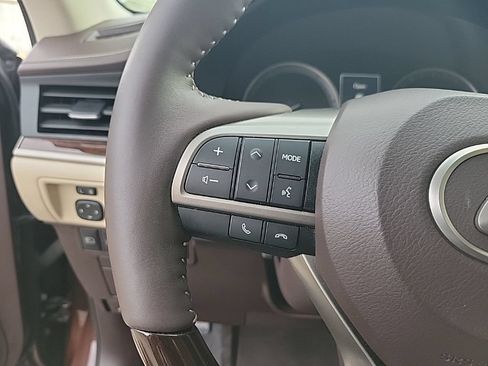 Used 2017 Lexus ES 350 w/ Navigation System Package FWD image 23