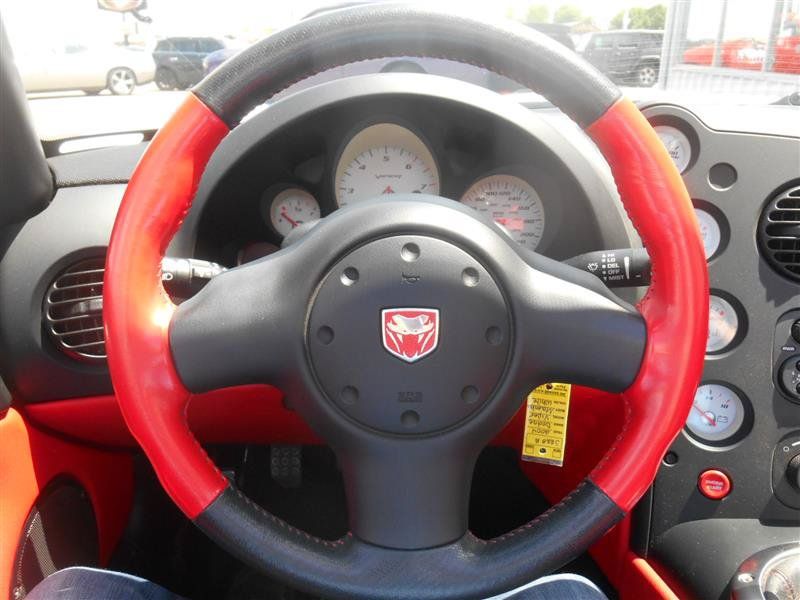 Used 2004 Dodge Viper SRT-10 RWD image 12