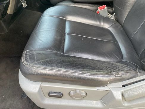 Used 2012 Ford F150 XLT w/ XLT Chrome Pkg image 13