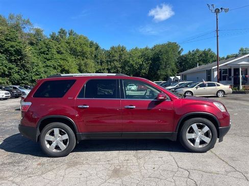 Used 2011 GMC Acadia SLT FWD image 4