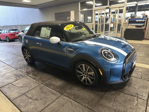 Used 2024 MINI Cooper S image 7