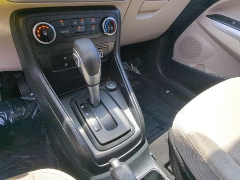 Used 2021 Ford EcoSport S FWD image 16