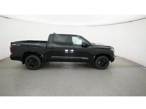 New 2025 Toyota Tundra Platinum image 11