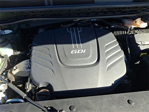 Used 2017 Kia Sedona EX image 28