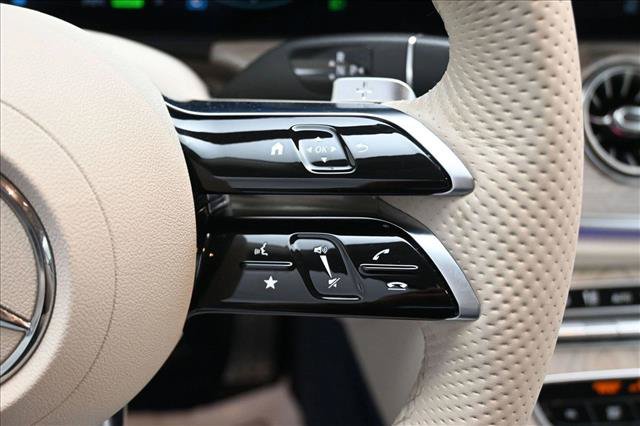 Used 2023 Mercedes-Benz E 450 4MATIC Cabriolet image 13