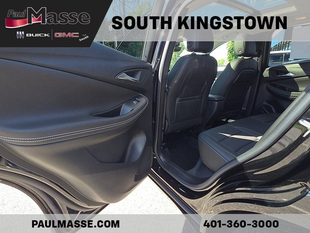 Used 2024 Buick Encore GX Avenir w/ Avenir Technology Package AWD/4WD image 18