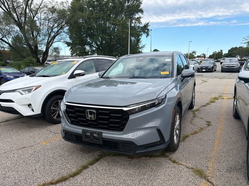 Used 2024 Honda CR-V EX-L image 9
