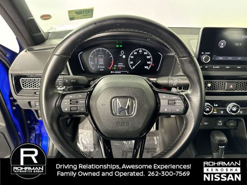 Used 2023 Honda Civic Sport image 11