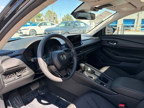 Used 2024 Honda Accord EX image 11