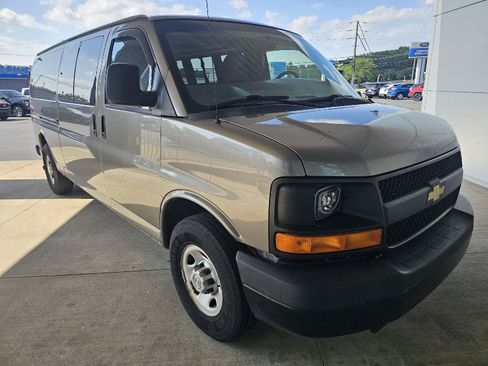 Used 2012 Chevrolet Express 3500 LS w/ Power Package RWD image 7