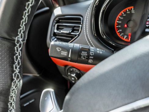 Used 2023 Dodge Durango SRT AWD/4WD image 30