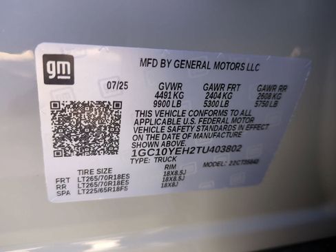 Used 2026 Chevrolet Silverado EV LT AWD/4WD image 29