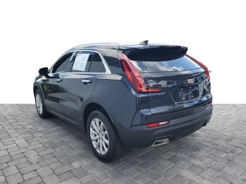 Certified 2023 Cadillac XT4 Luxury w/ Cold Weather Package FWD image 4