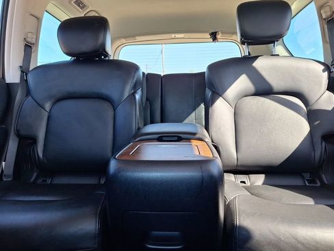 Used 2023 Nissan Armada SL w/ Captain's Chairs Package image 26