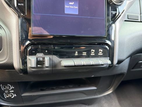 Used 2026 RAM 2500 Big Horn AWD/4WD image 12