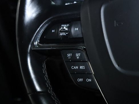Used 2023 Lincoln Nautilus Reserve AWD/4WD image 23
