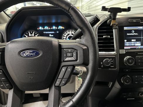 Used 2015 Ford F150 XLT w/ Equipment Group 302A Luxury image 15