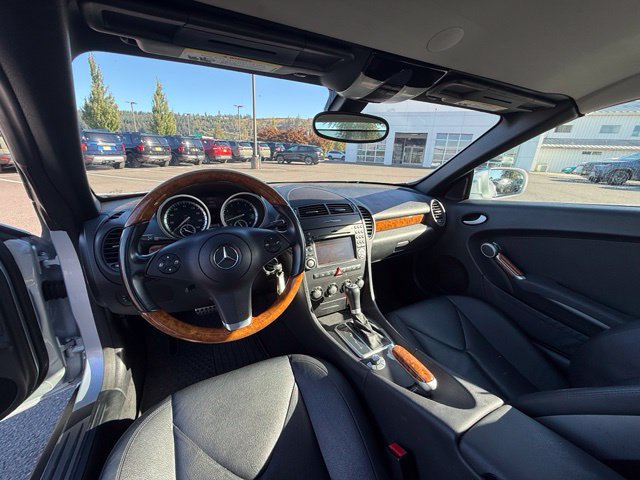Used 2011 Mercedes-Benz SLK 350 image 10