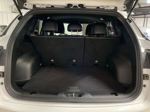 Used 2024 Jeep Compass Latitude image 21