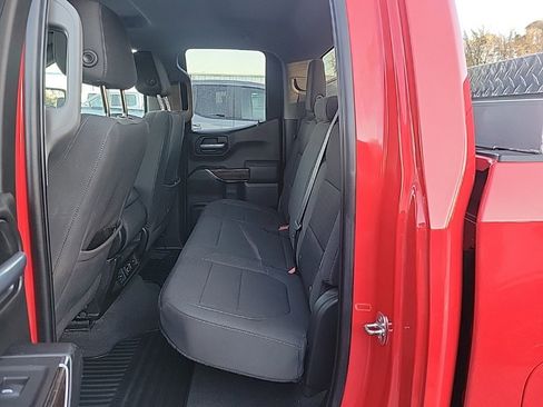 Used 2021 GMC Sierra 1500 SLE image 6