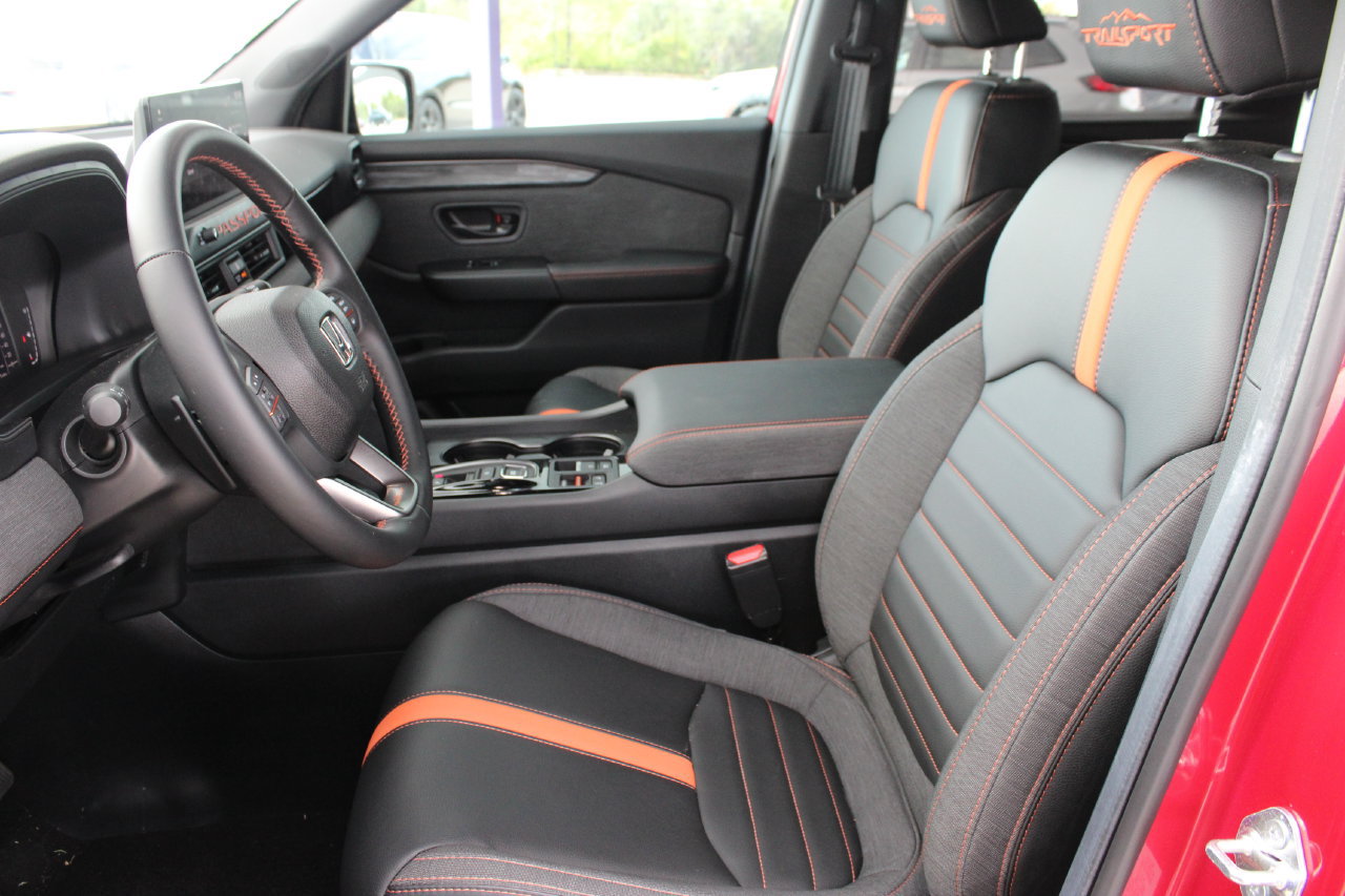 Used 2026 Honda Passport TrailSport image 10