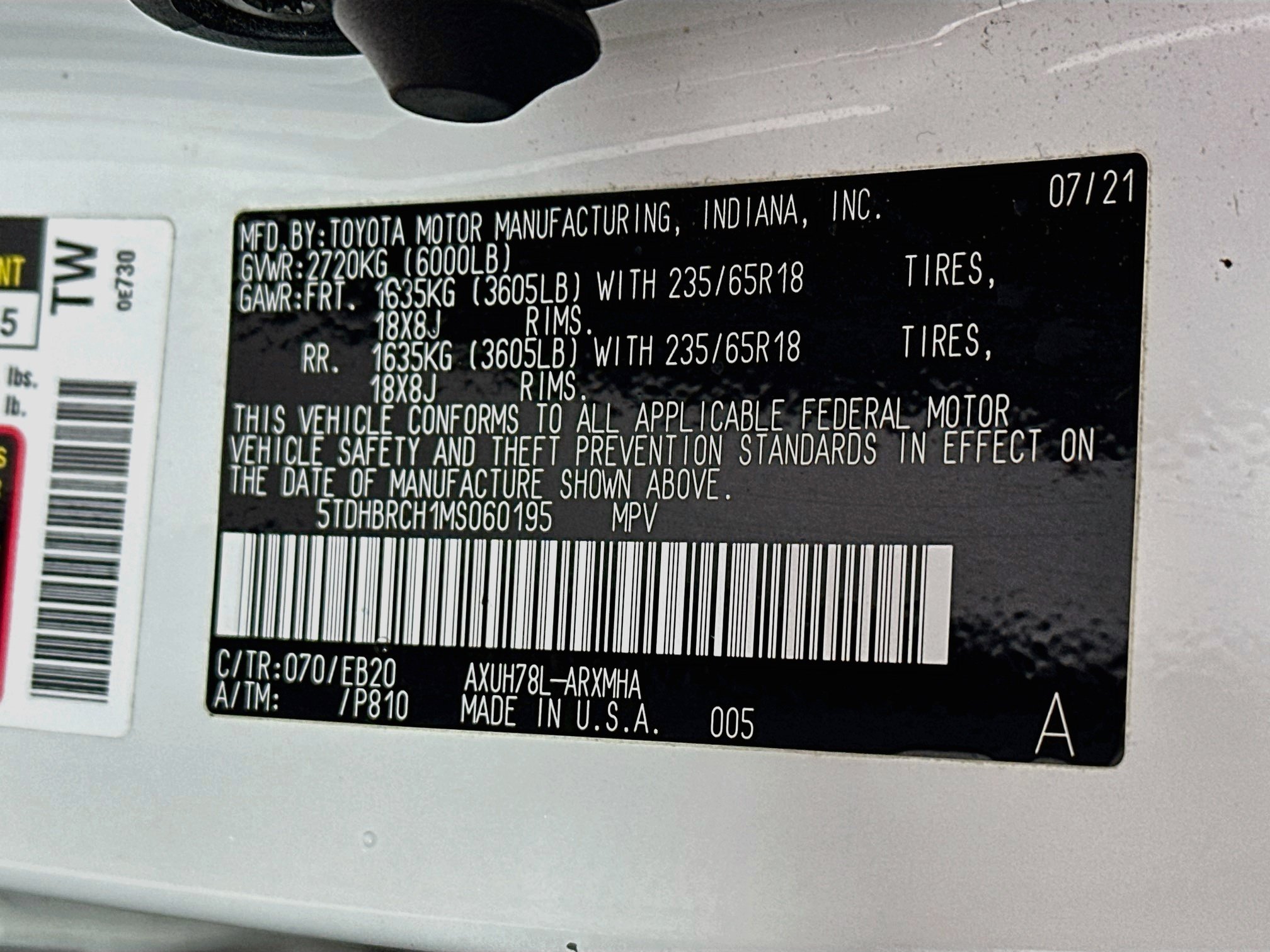 Used 2021 Toyota Highlander XLE AWD/4WD image 34
