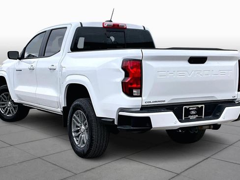 Used 2024 Chevrolet Colorado LT w/ LT Convenience Package image 12