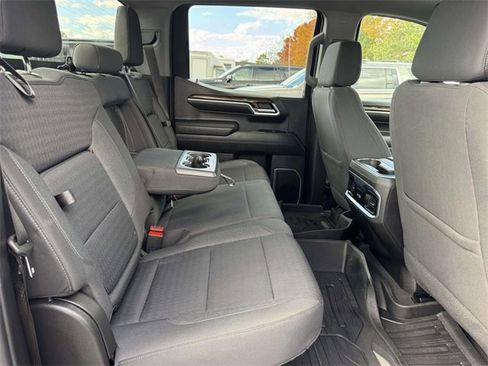 Used 2022 GMC Sierra 1500 Elevation w/ LPO, Elevation Black Package image 27