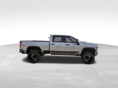 Used 2024 Chevrolet Silverado 2500 High Country w/ High Country Premium Package image 5