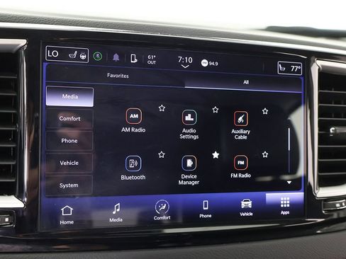 Used 2023 Chrysler Pacifica Touring-L FWD image 50