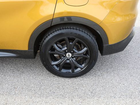 Used 2024 Dodge Hornet R/T w/ R/T Blacktop Package image 3