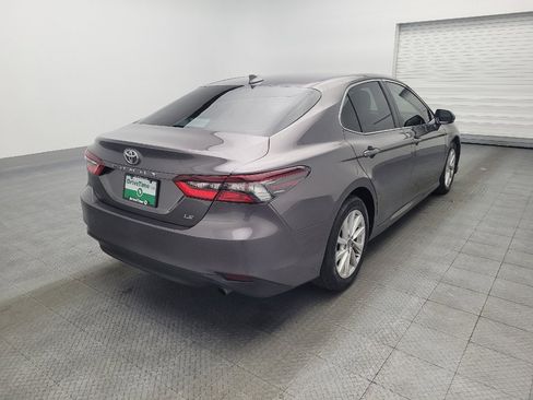 Used 2023 Toyota Camry LE image 9