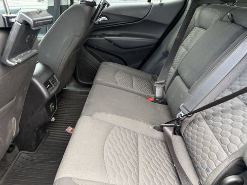 Used 2019 Chevrolet Equinox LT FWD image 14